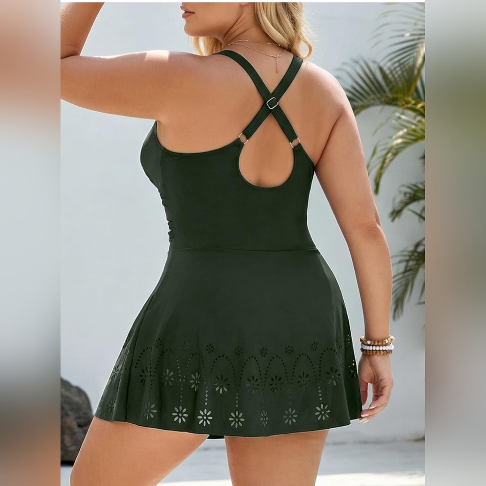 NWT 2026 Summer Tummy Control Swim Dress | Size L Plus - Picture 3 of 6